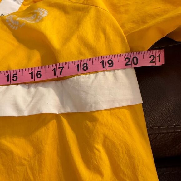 PINK size XS/S half button sunshine yellow and white rain jacket - Picture 11 of 11